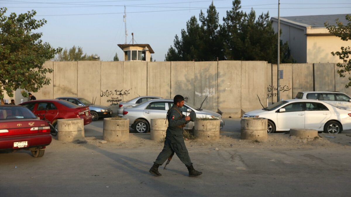 Talibanes afganos difunden un vídeo de dos profesores secuestrados en Kabul