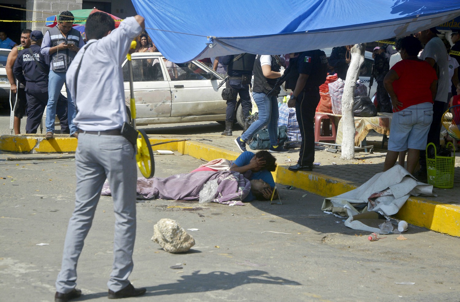 Un grupo armado asesina a seis personas en un mercado de Acapulco