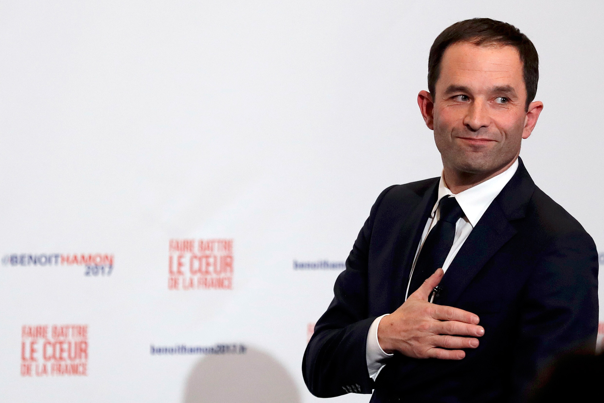 Benoît Hamon gana las primarias socialistas frente a Manuel Valls