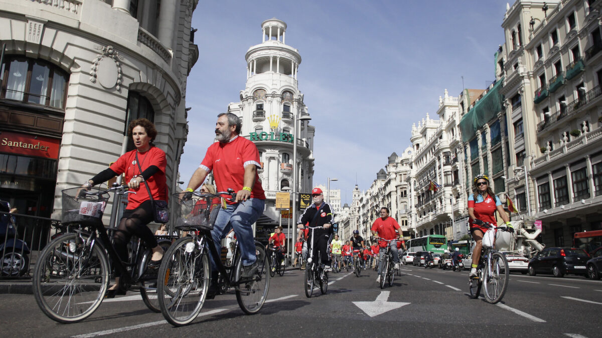 El RACE propone que el carné por puntos se extienda a las bicicletas