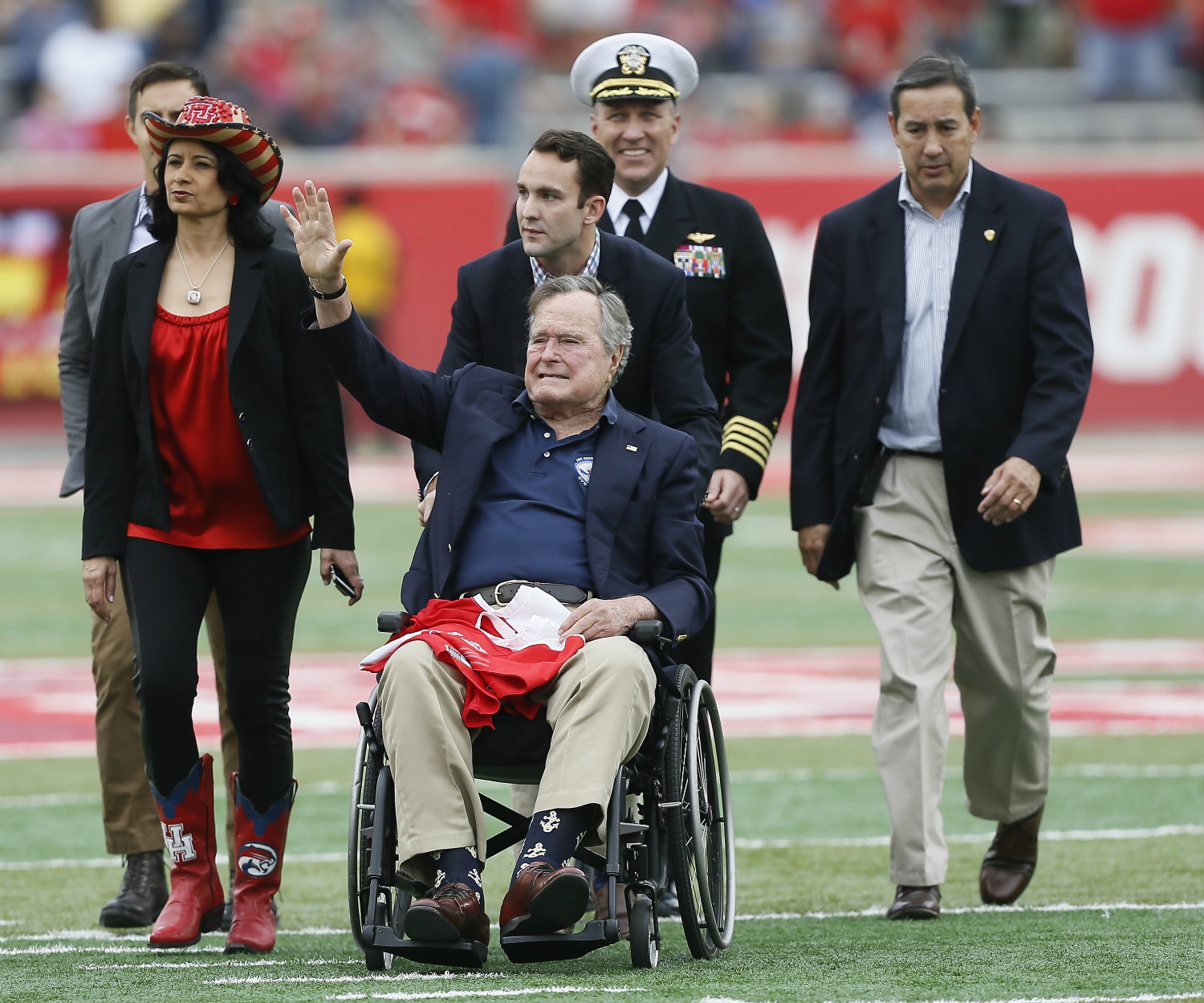 George H. W. Bush vuelve a ser hospitalizado a los 92 años