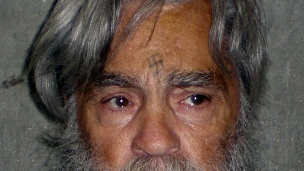 El asesino en serie Charles Manson, ingresado en el hospital