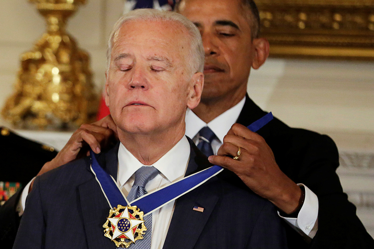 Obama condecora a Joe Biden con el máximo honor civil de EEUU