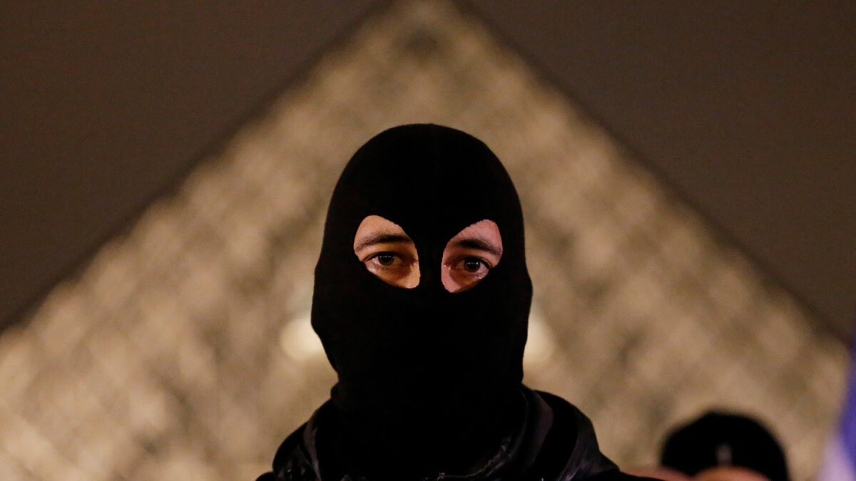 El Louvre sufre también las consecuencias del terrorismo