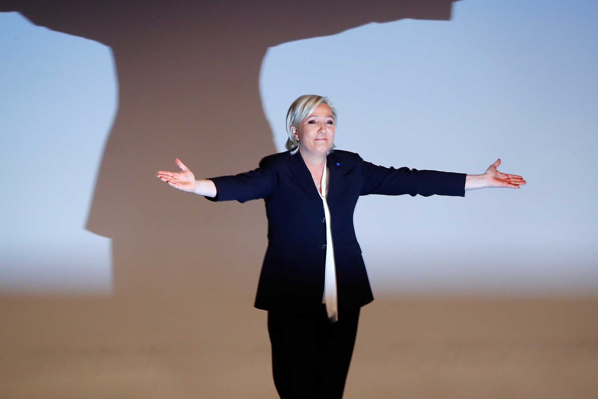 Le Pen encabeza los sondeos y Fillon no tiene garantizado pasar a la segunda vuelta