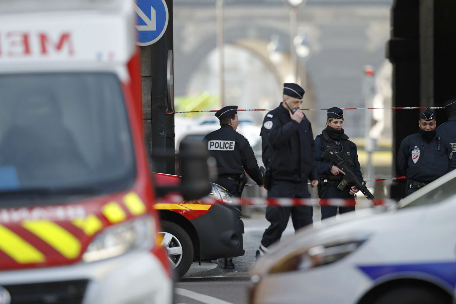 Francia detiene a cuatro sospechosos de preparar un “atentado inminente”