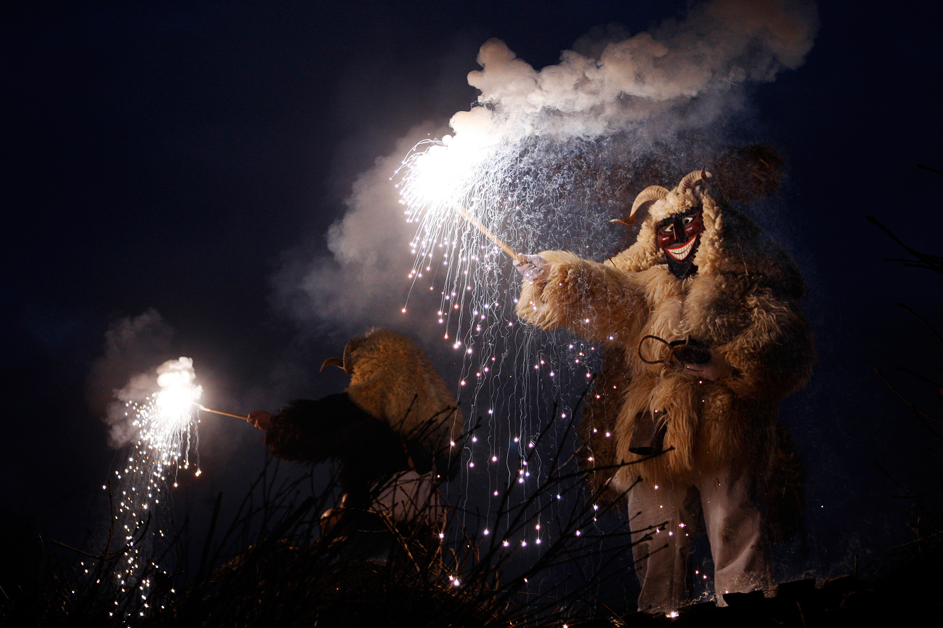 El Carnaval de Busojaras es realmente terrorífico. (Foto: Bernadett Szabo / Reuters)