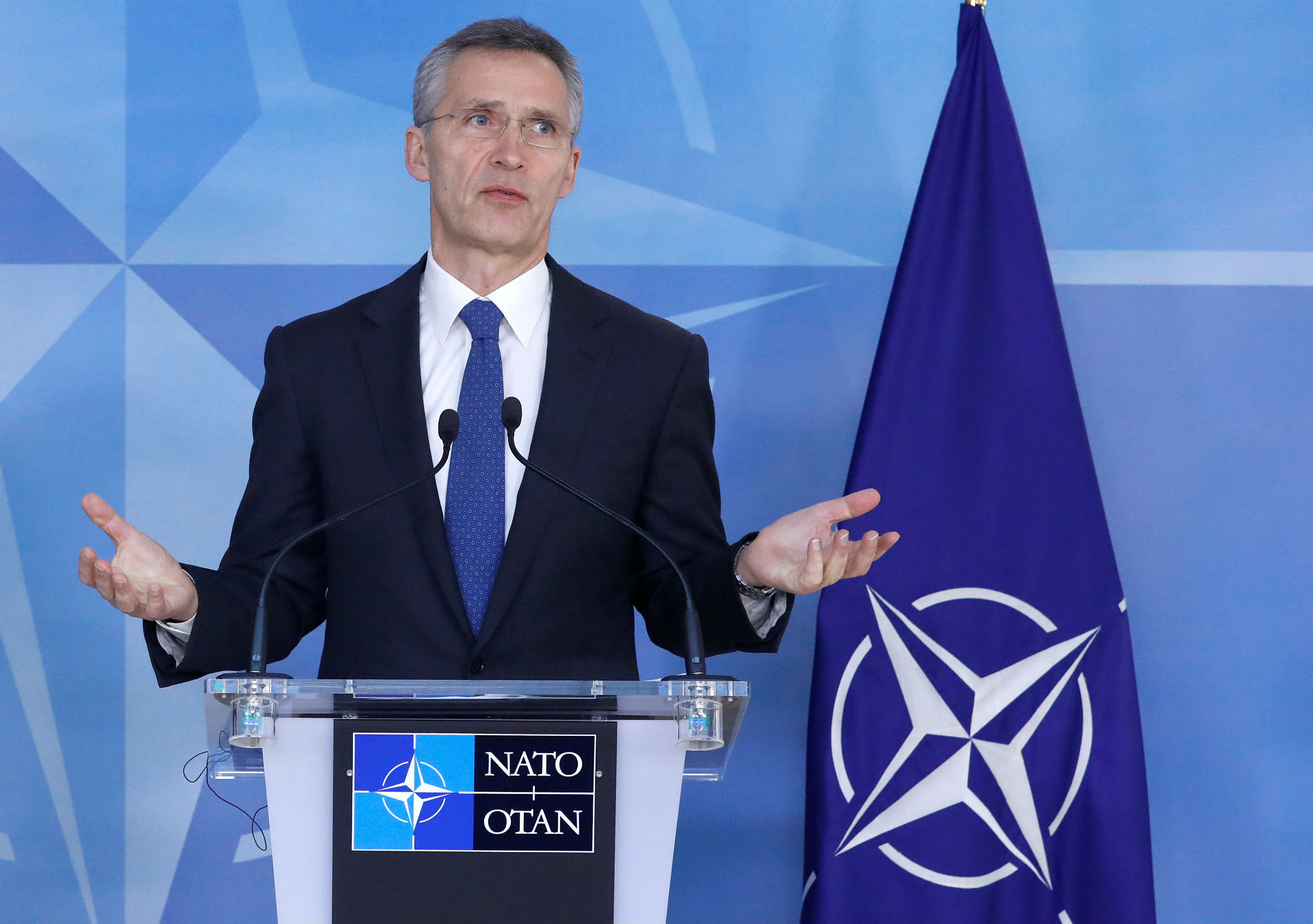 La OTAN pide a Rusia que interceda para frenar la violencia en Ucrania
