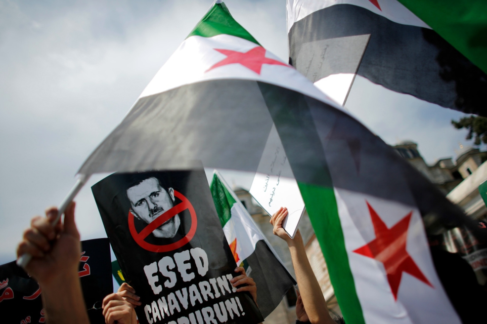 Artistas e intelectuales sirios piden que el Tribunal Penal Internacional juzgue a Al Asad
