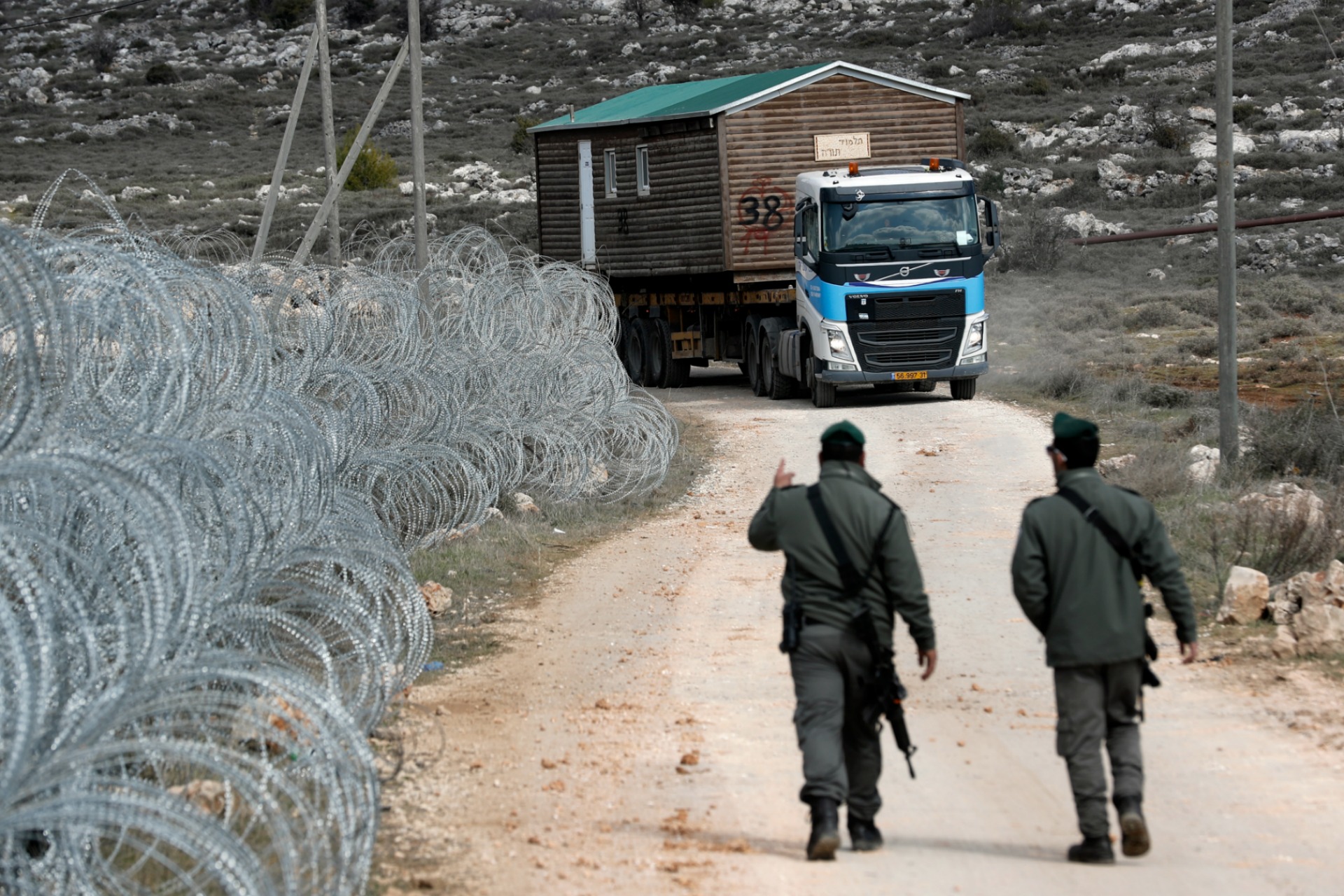 Israel legaliza los asentamientos no autorizados de Cisjordania