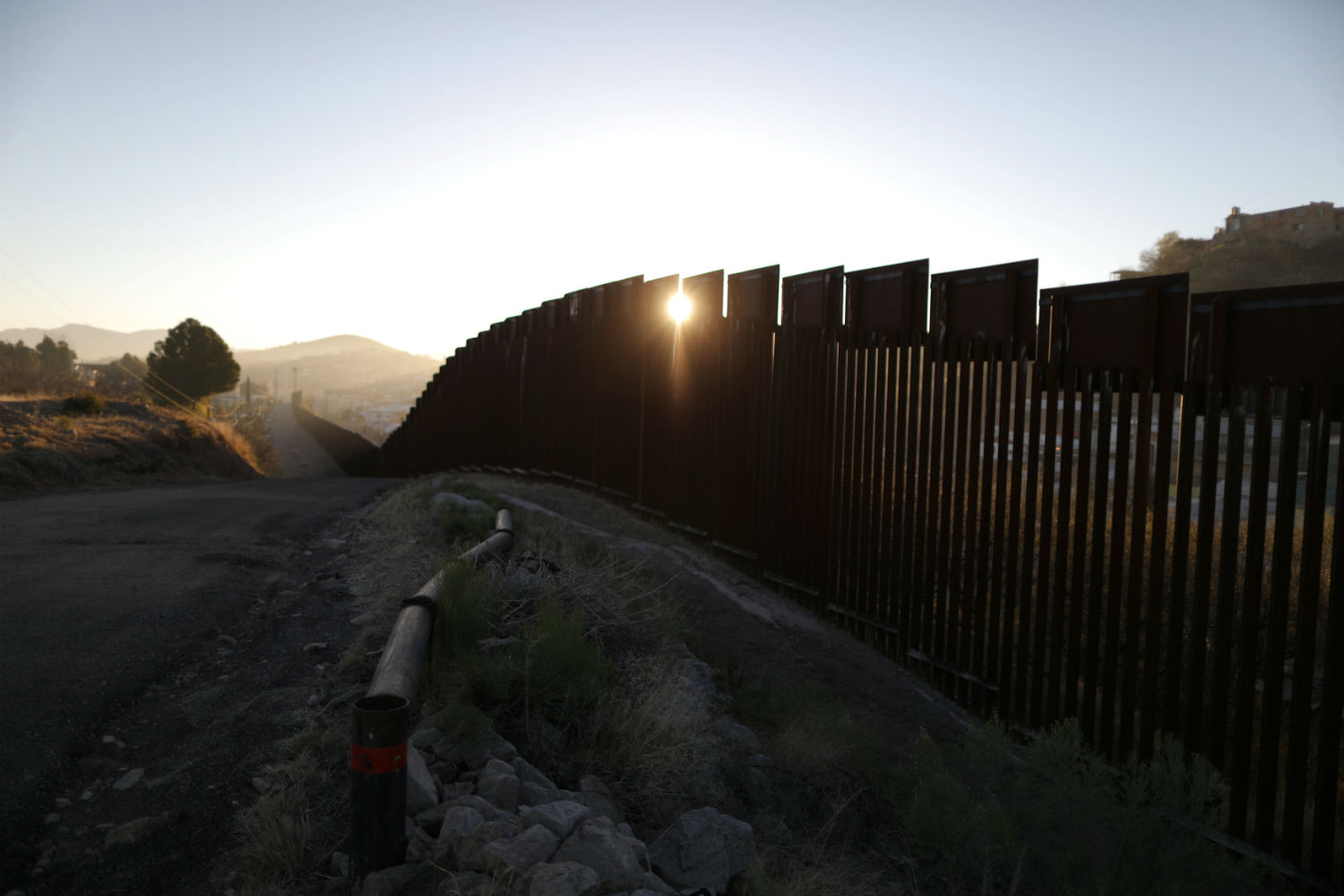 Un mexicano se suicida en la frontera tras ser deportado de Estados Unidos