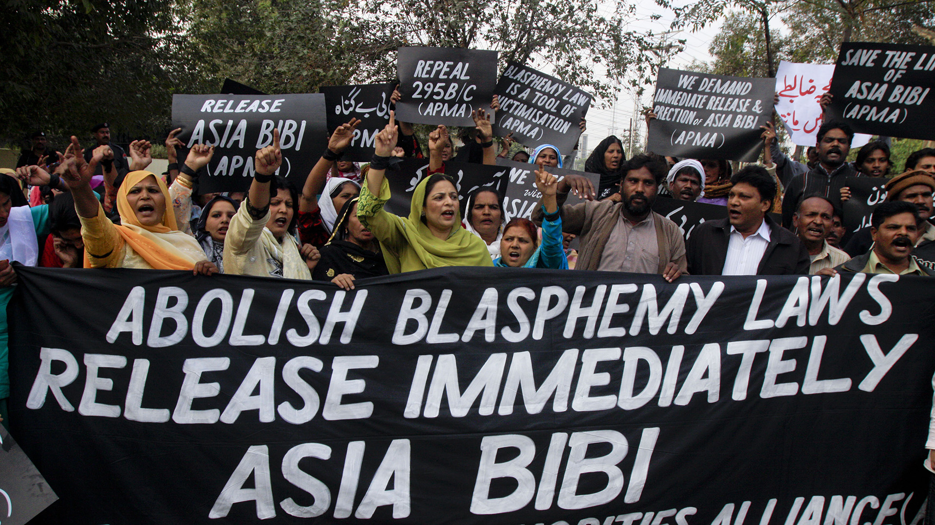 Pakistán ordena bloquear los “contenidos blasfemos” de las redes sociales