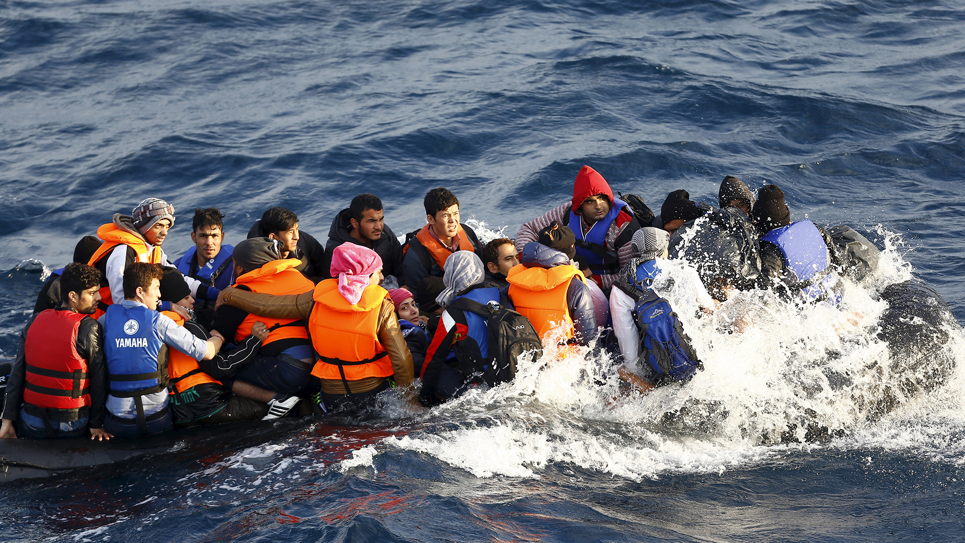Al menos 11 muertos en el naufragio de un barco de migrantes en la costa de Turquía