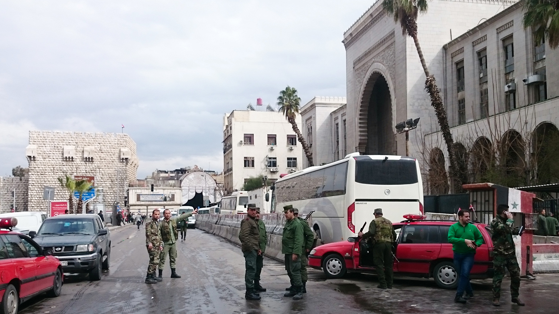 Más de 30 muertos en dos atentados en Damasco