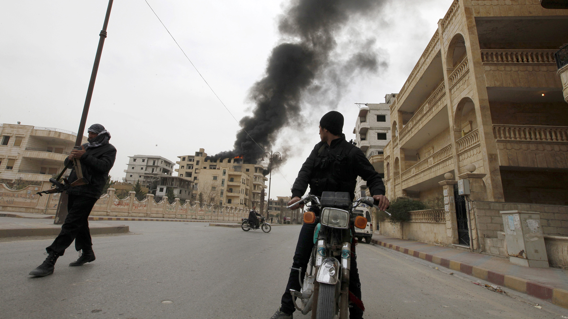 Al menos 14 civiles muertos en Siria por supuestos ataques aéreos de la coalición