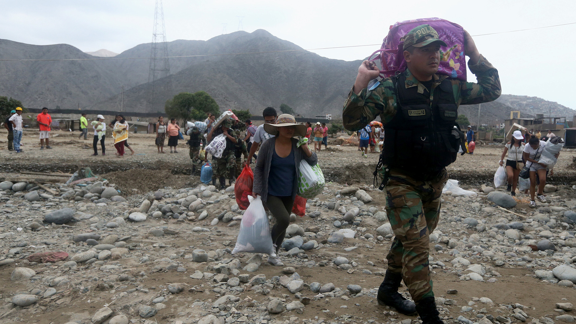 Ascienden a 78 los muertos por las inundaciones en Perú