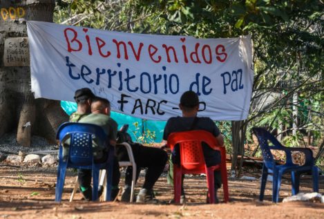 Las FARC comienzan a dejar las armas en un hecho "histórico"