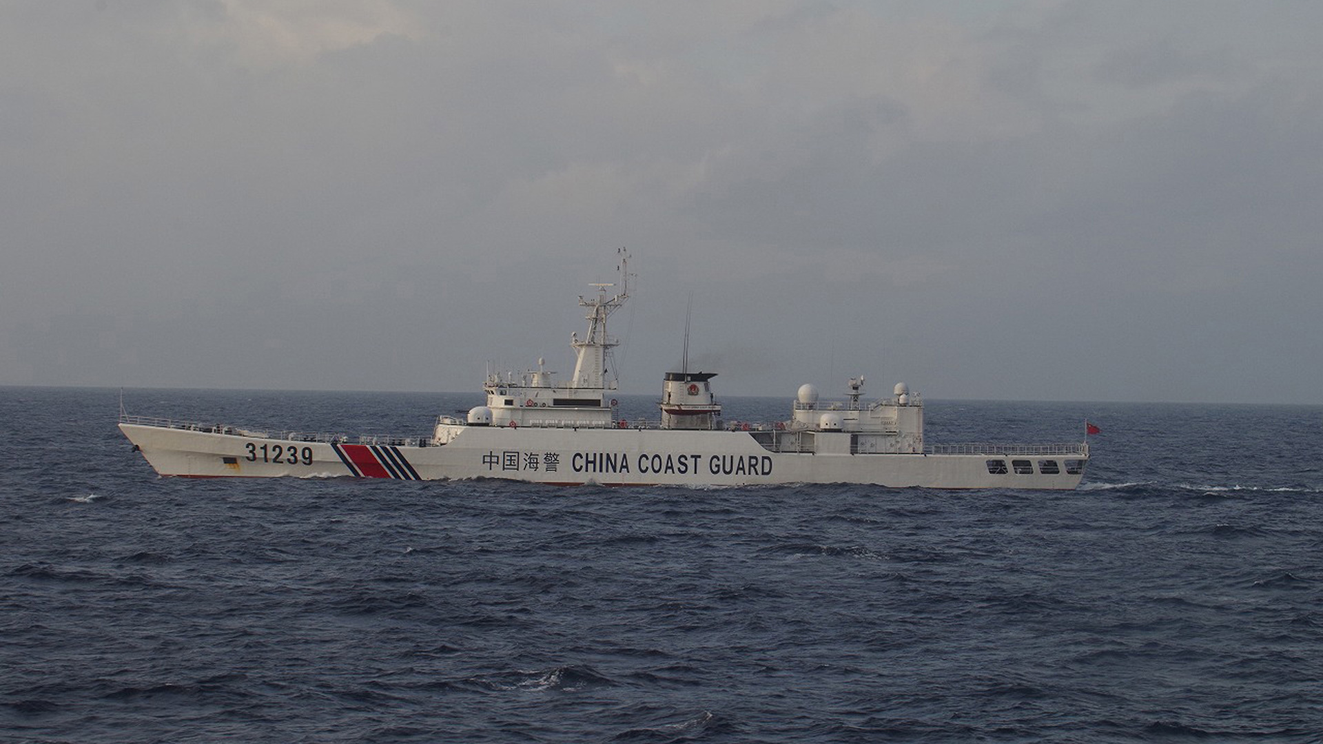 China envía navíos para patrullar un archipiélago disputado con Japón