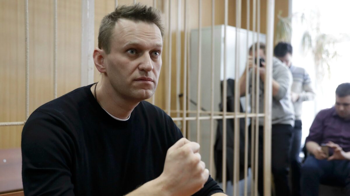 El opositor ruso Navalny, condenado a 15 días de cárcel por un tribunal