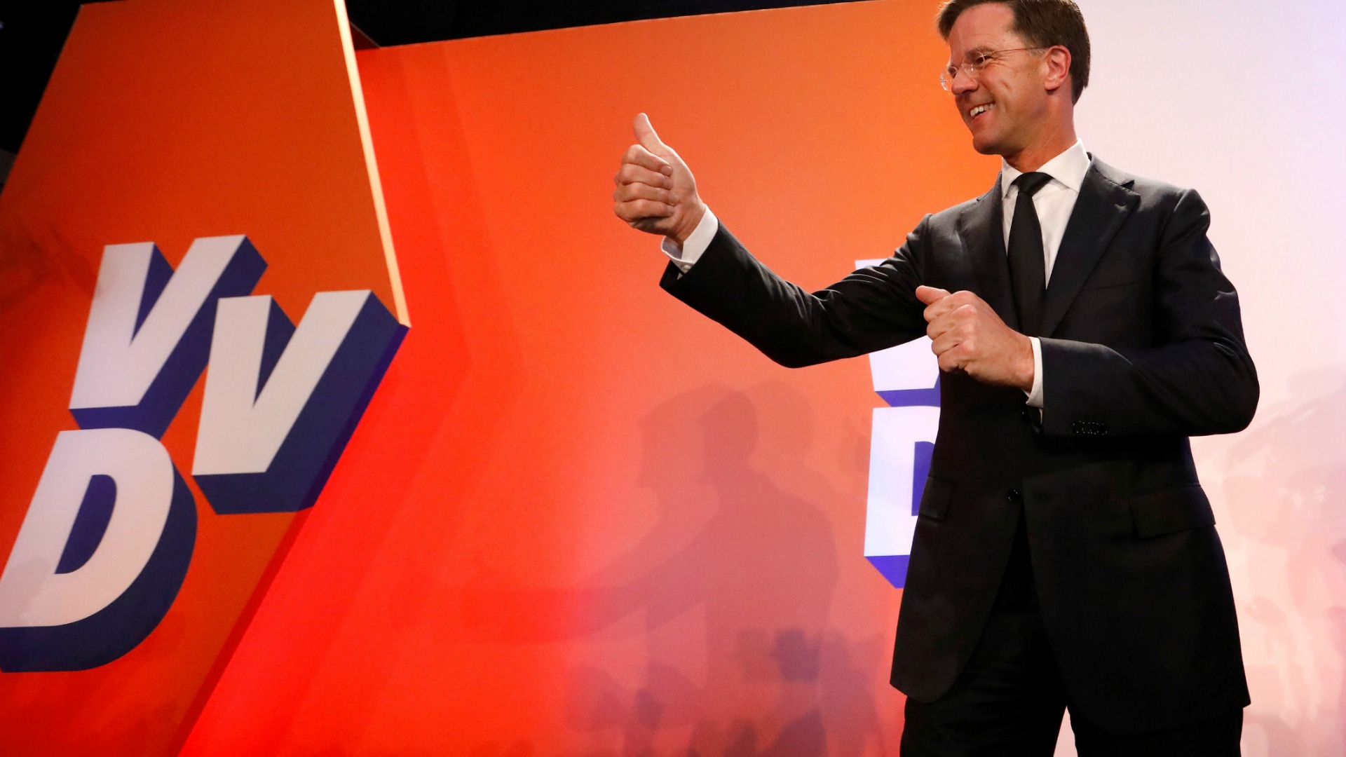 El primer ministro Mark Rutte se impone al ultraderechista Wilders en las elecciones holandesas