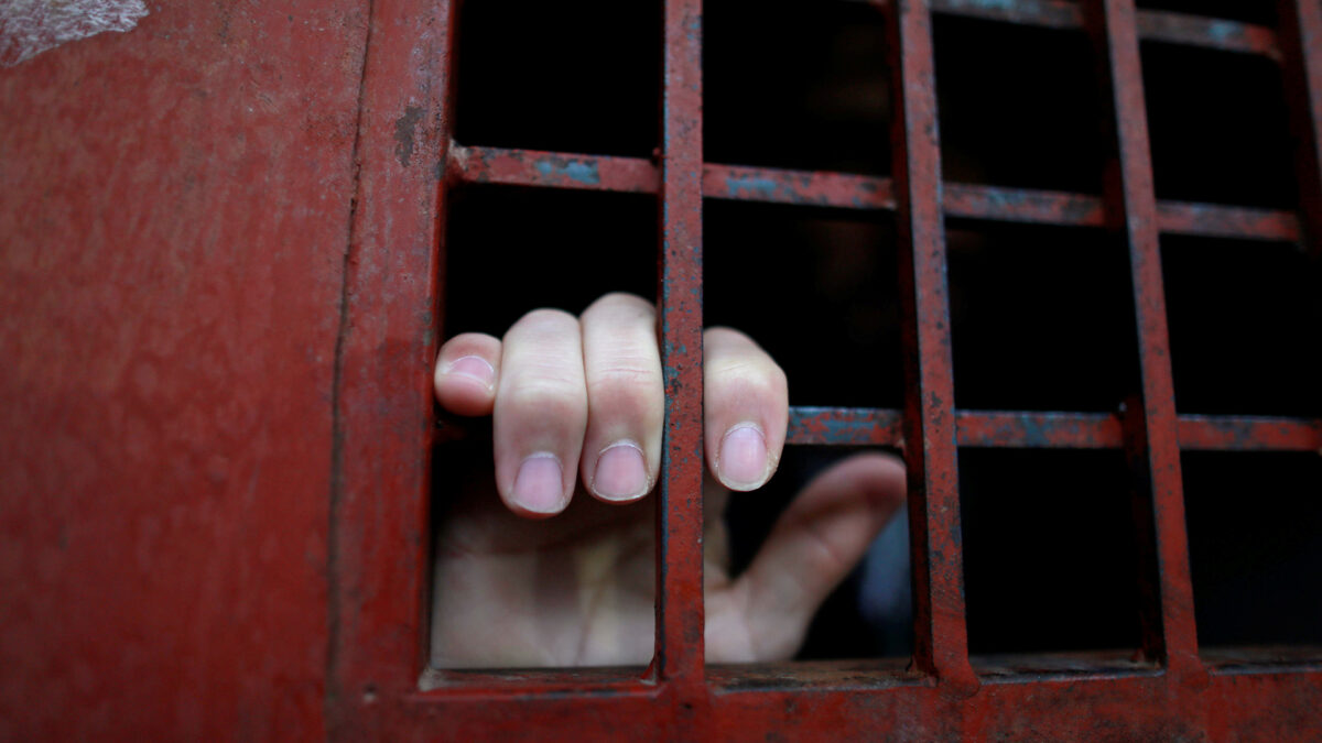 HRW denuncia que Irak tiene detenidos a presuntos yihadistas en “condiciones espantosas”