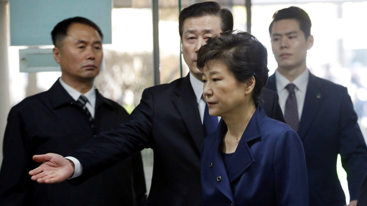 La expresidenta surcoreana Park Geun-hye, arrestada por corrupción