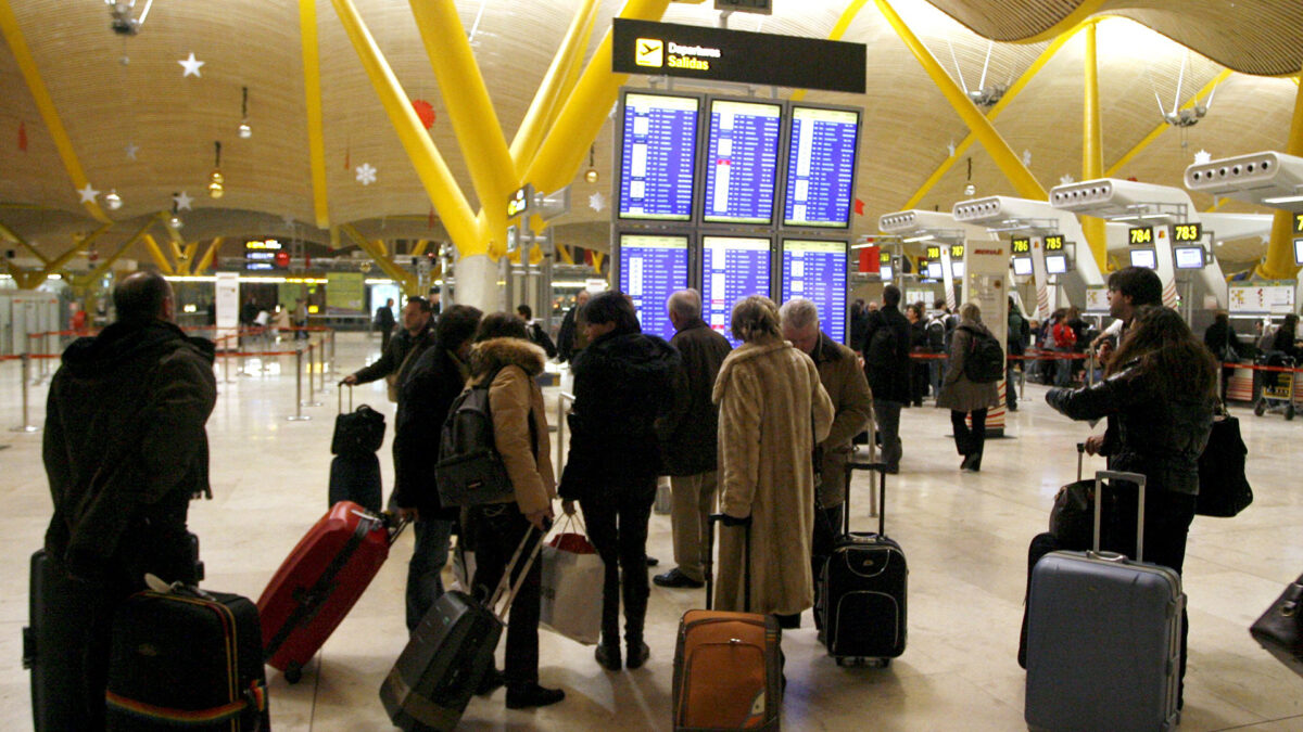 La huelga de controladores aéreos en Francia provoca cancelaciones y retrasos en España