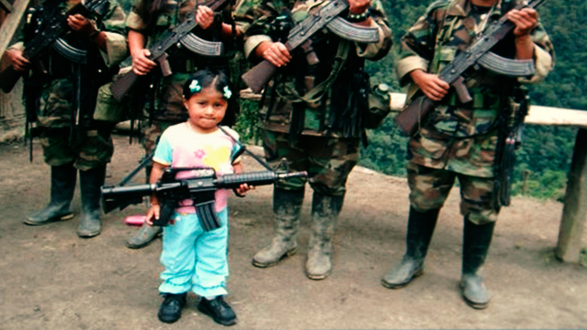 Las FARC inician la liberación de los menores de edad en sus filas