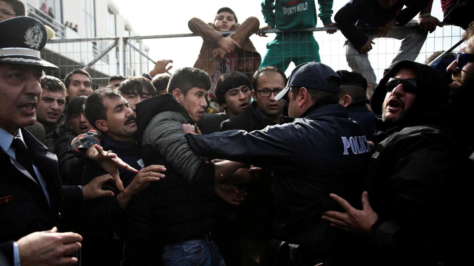 Los países de la UE que no acojan refugiados de Grecia e Italia serán expedientados 2