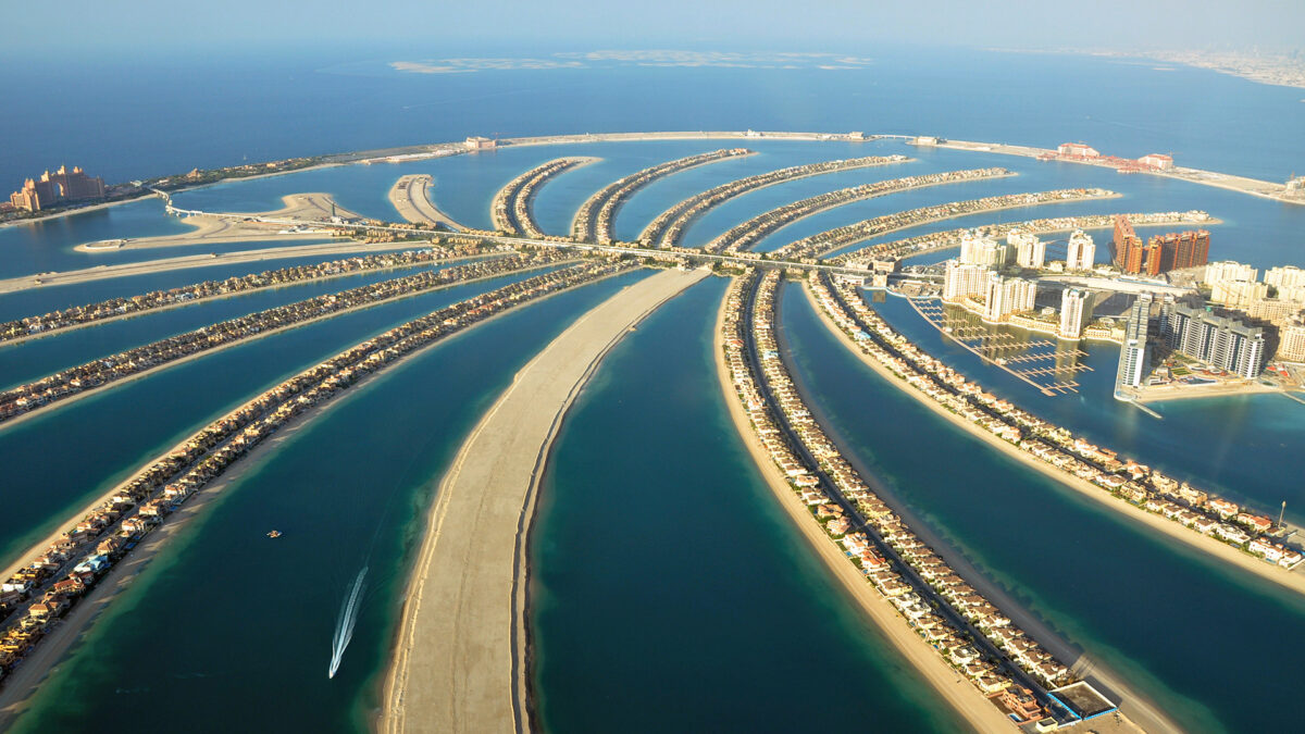 España amplía su presencia hotelera en Oriente Próximo pero pierde inversiones de la región