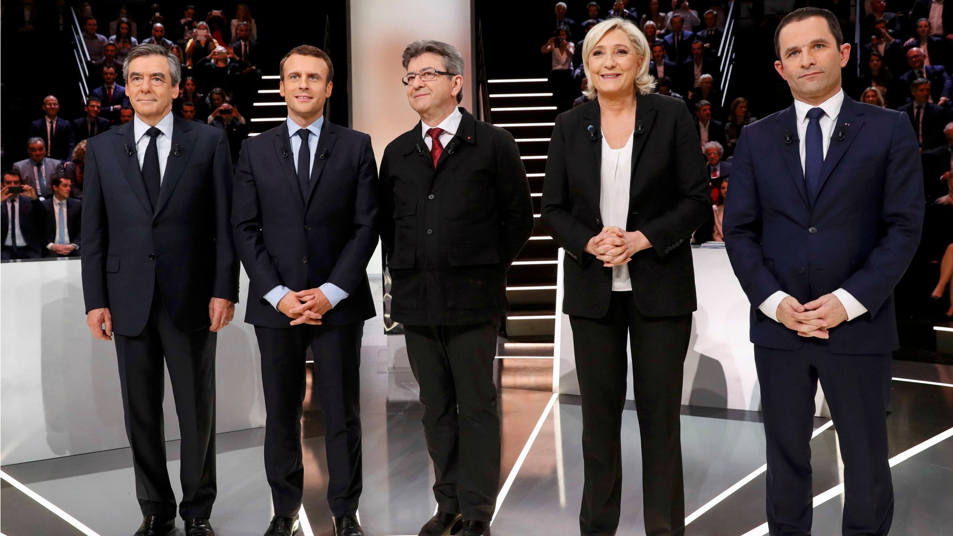 Macron y Le Pen, blanco de los ataques en un tenso debate de los candidatos a la presidencia francesa