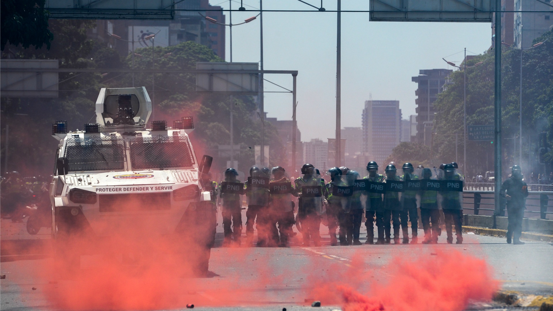 Al menos 17 heridos y 51 arrestos en las protestas de Venezuela