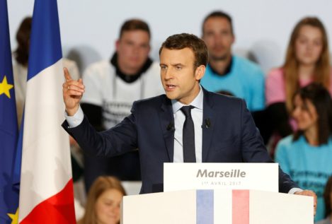 Un nuevo sondeo sitúa a Macron como favorito a la presidencia francesa