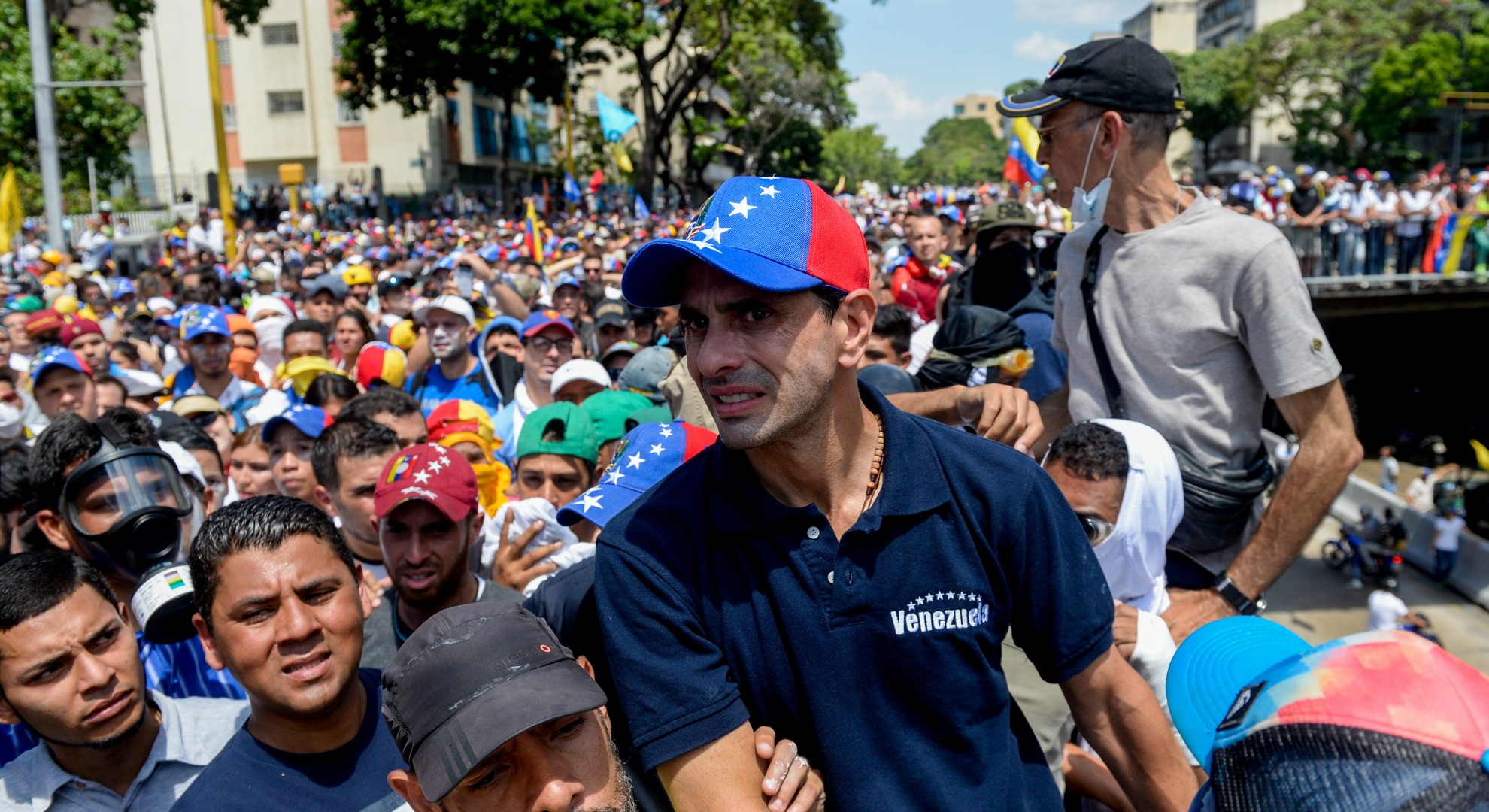 Capriles pedirá medidas cautelares para "suspender" su inhabilitación