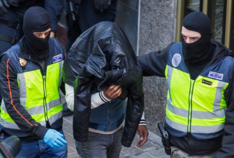 Detenido en Ceuta un español "esencial" en la captación de adeptos para el Estado Islámico