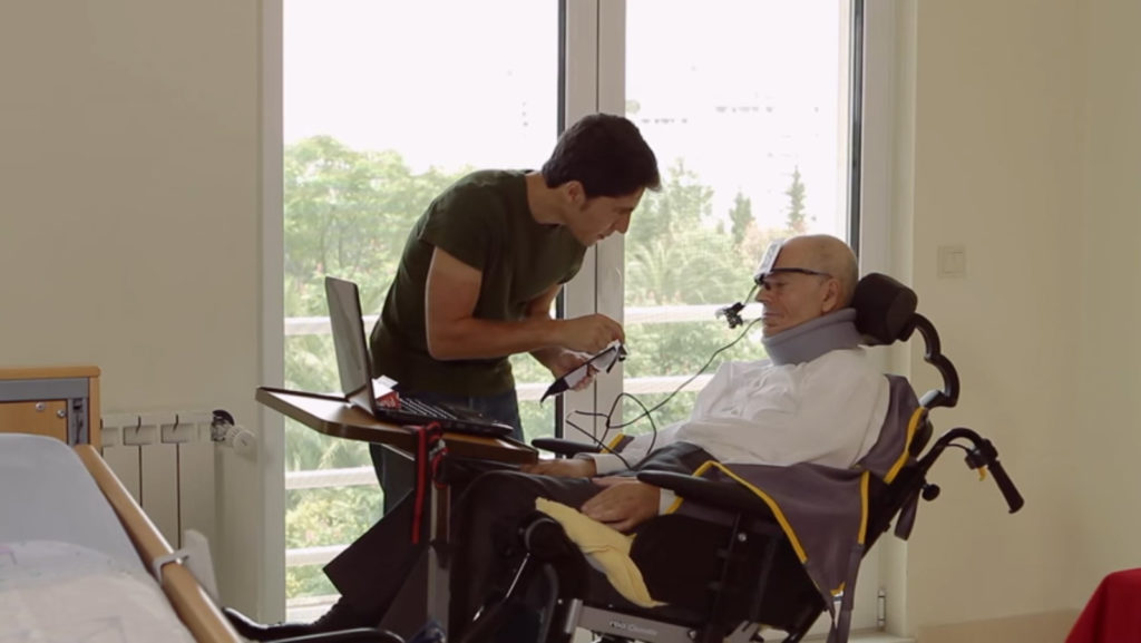 EyeSpeak, las gafas diseñadas para astronautas que dan voz a personas con discapacidad 3