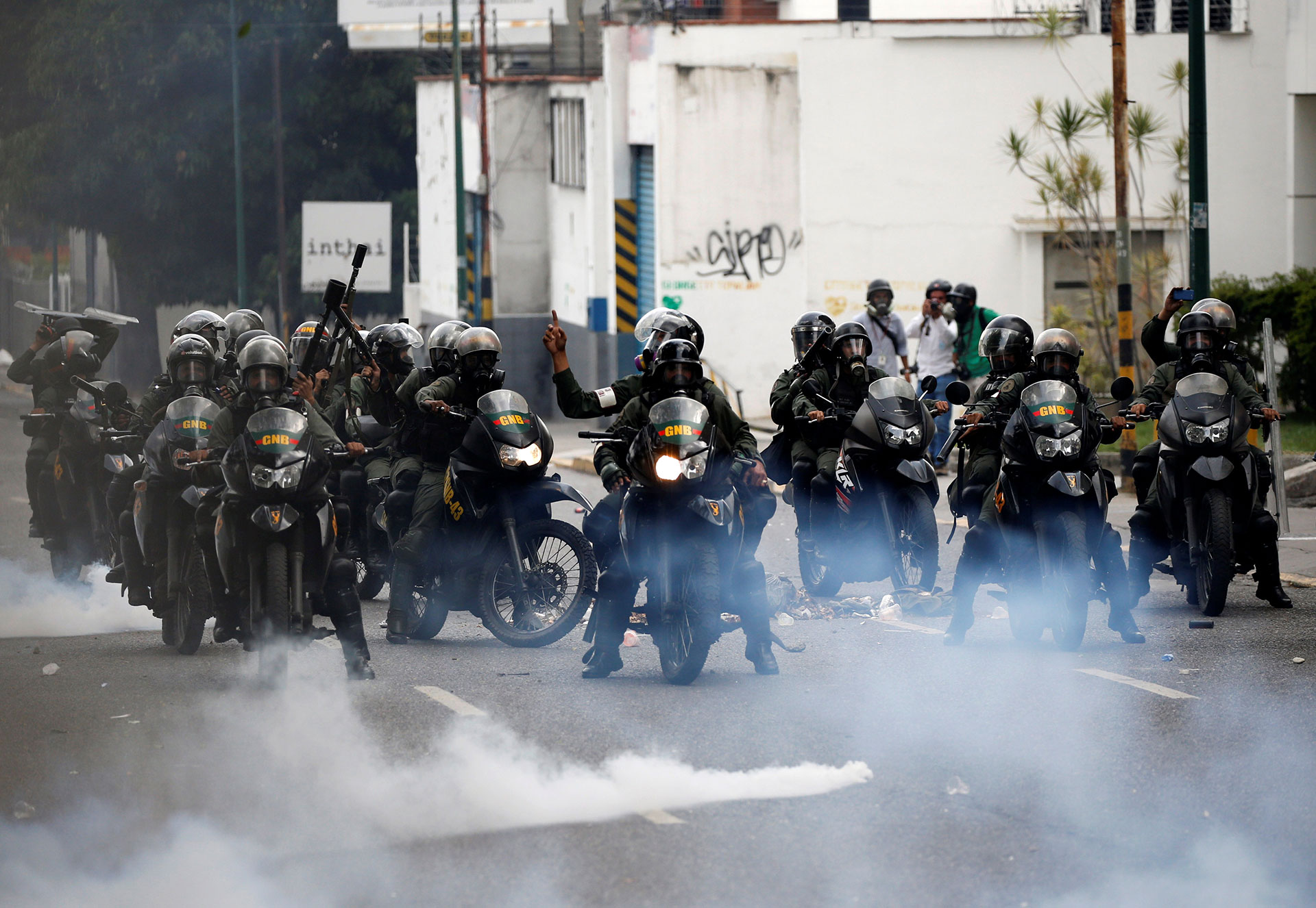 La 'madre de todas las marchas' de Venezuela, en imágenes 17