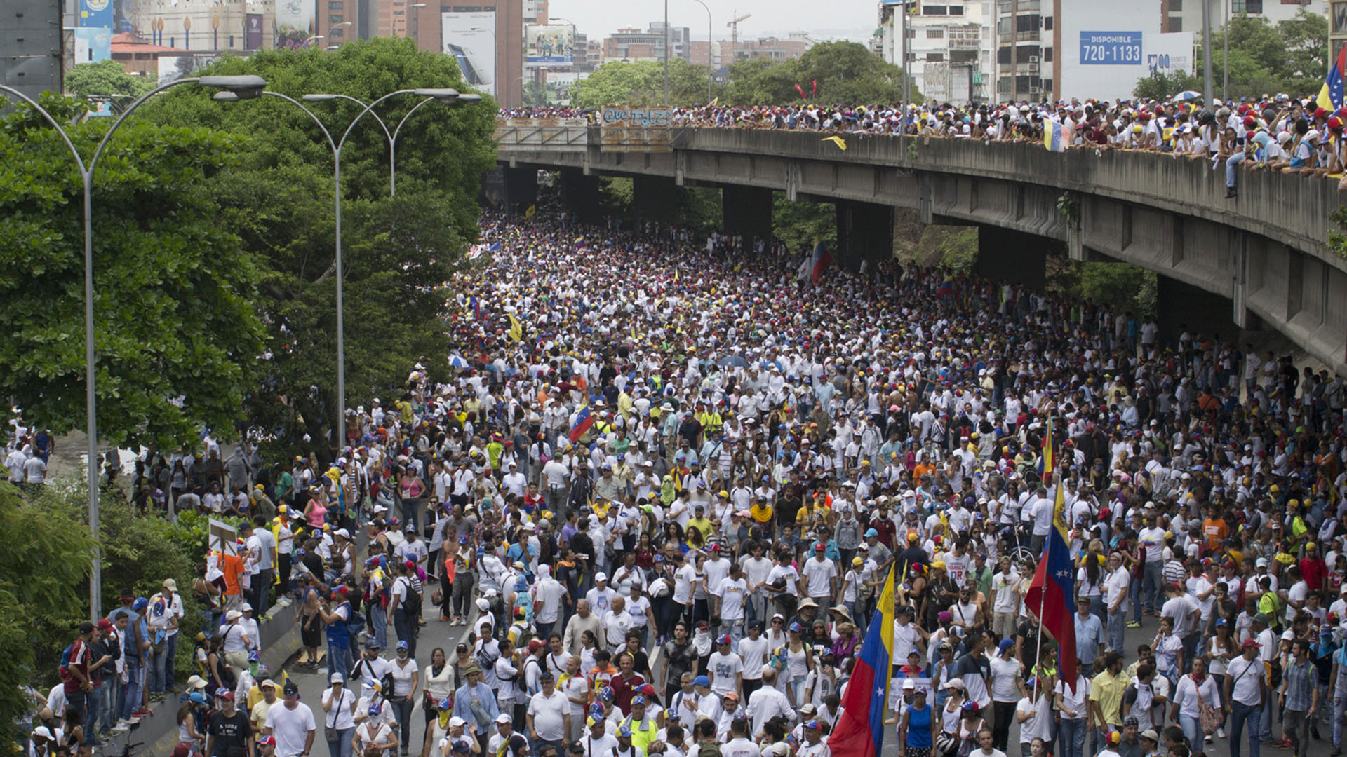 La 'madre de todas las marchas' de Venezuela, en imágenes 6