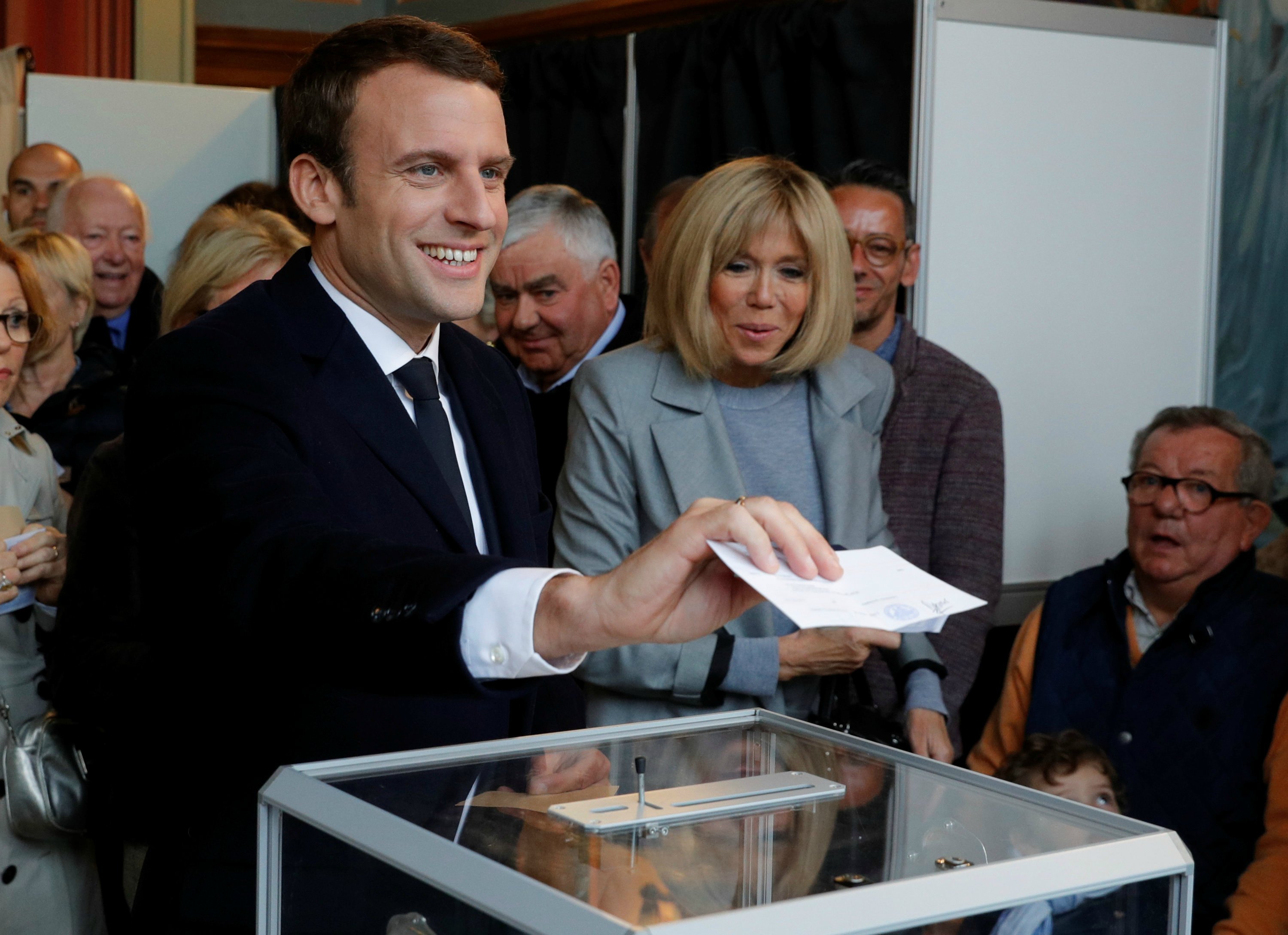 La primera vuelta de las elecciones en Francia, en directo 14