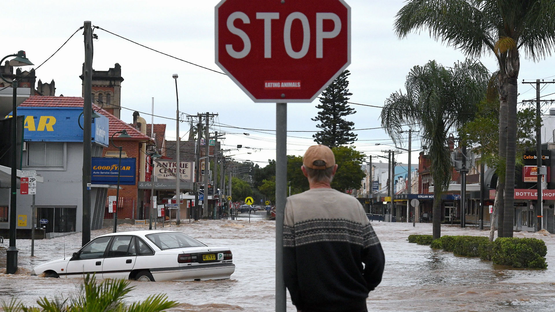 Registran dos muertos por paso del ciclón «Debbie» en Australia