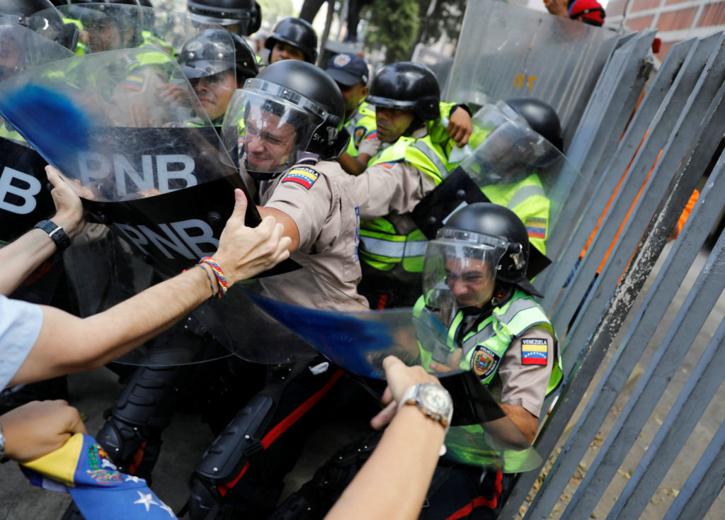Represión contra manifestaciones en Venezuela deja más de 50 heridos 3