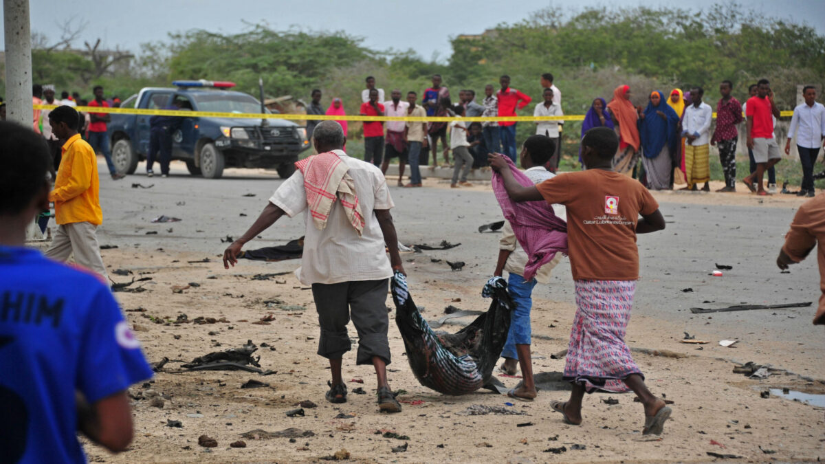 Un suicida se hace estallar en un campamento militar en Somalia