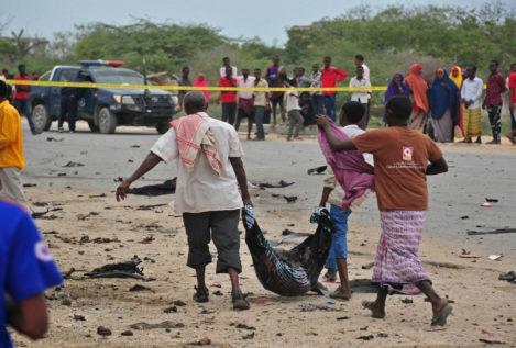 Un suicida se hace estallar en un campamento militar en Somalia