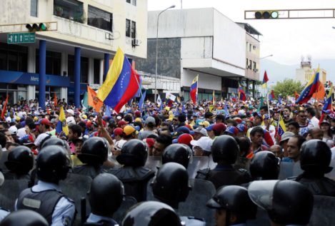 Venezuela rechaza el "intervencionismo" del secretario de Estado de EEUU