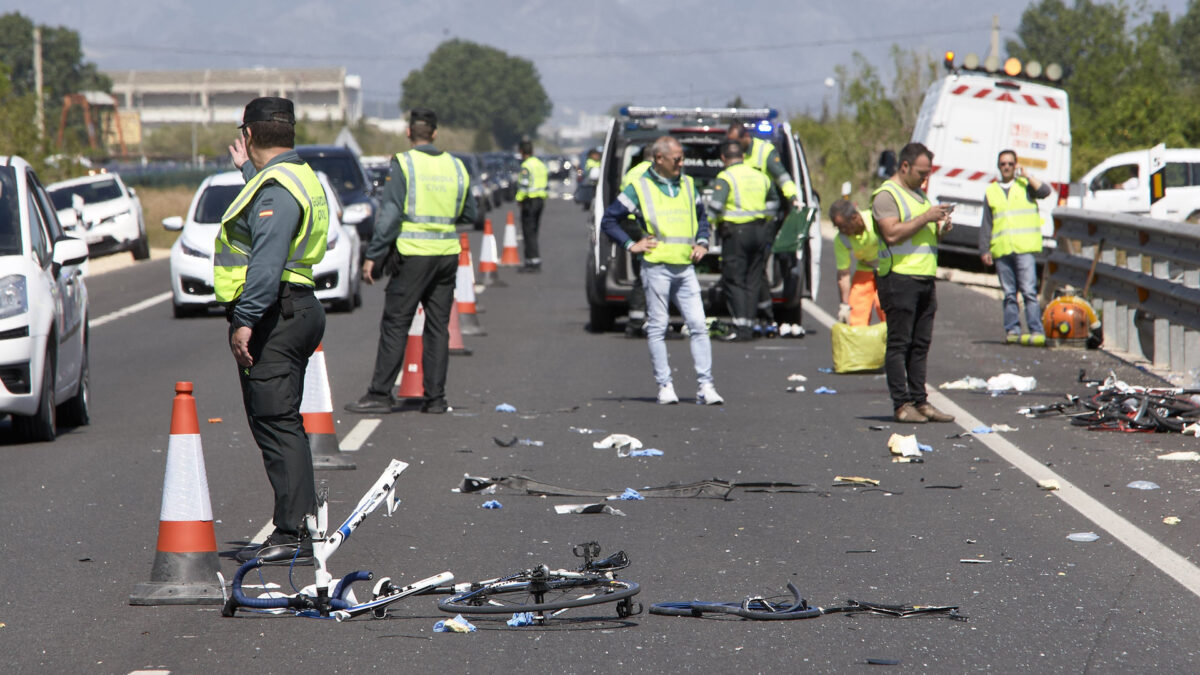 Al menos dos ciclistas muertos y cuatro heridos en un atropello en Valencia