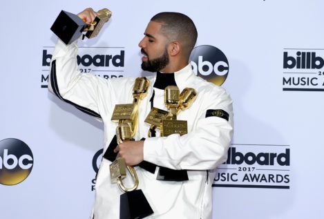 Drake supera el récord de Adele en los Premios Bilboard