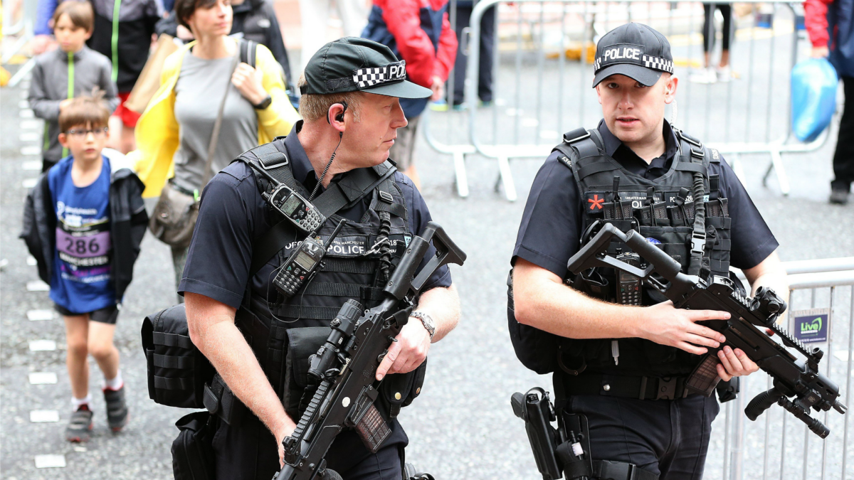 Detenido un hombre de 25 años por el atentado de Mánchester