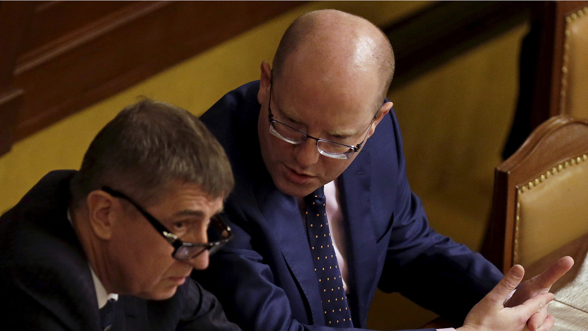 Dimiten el primer ministro checo y todo su gobierno por acusaciones de fraude fiscal