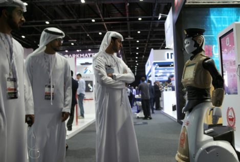 Dubai presenta el 'robocop' que patrullará su calles