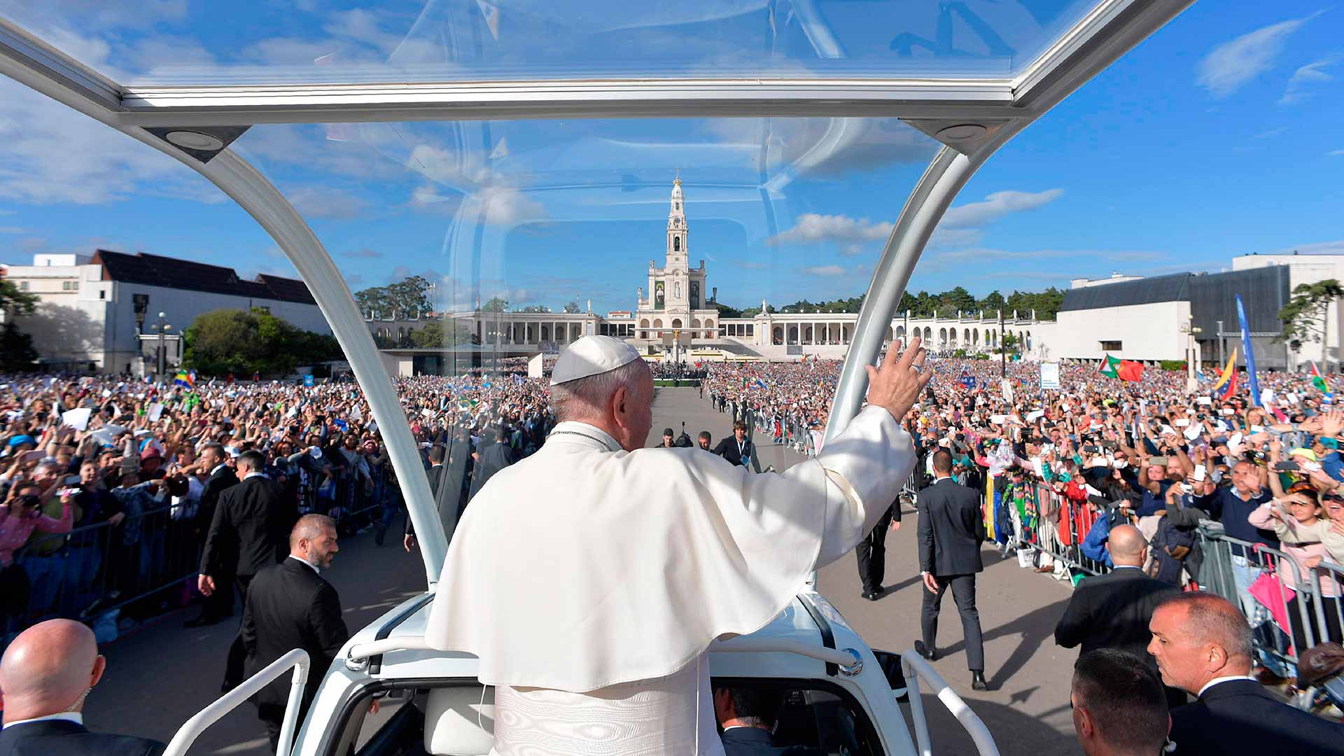 El papa Francisco proclama como santos a dos pastorcitos de Fátima